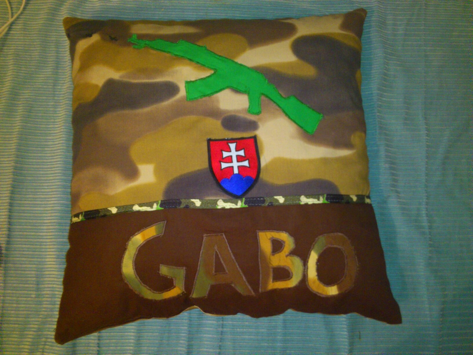 858029_647929631916915_1664419431_o